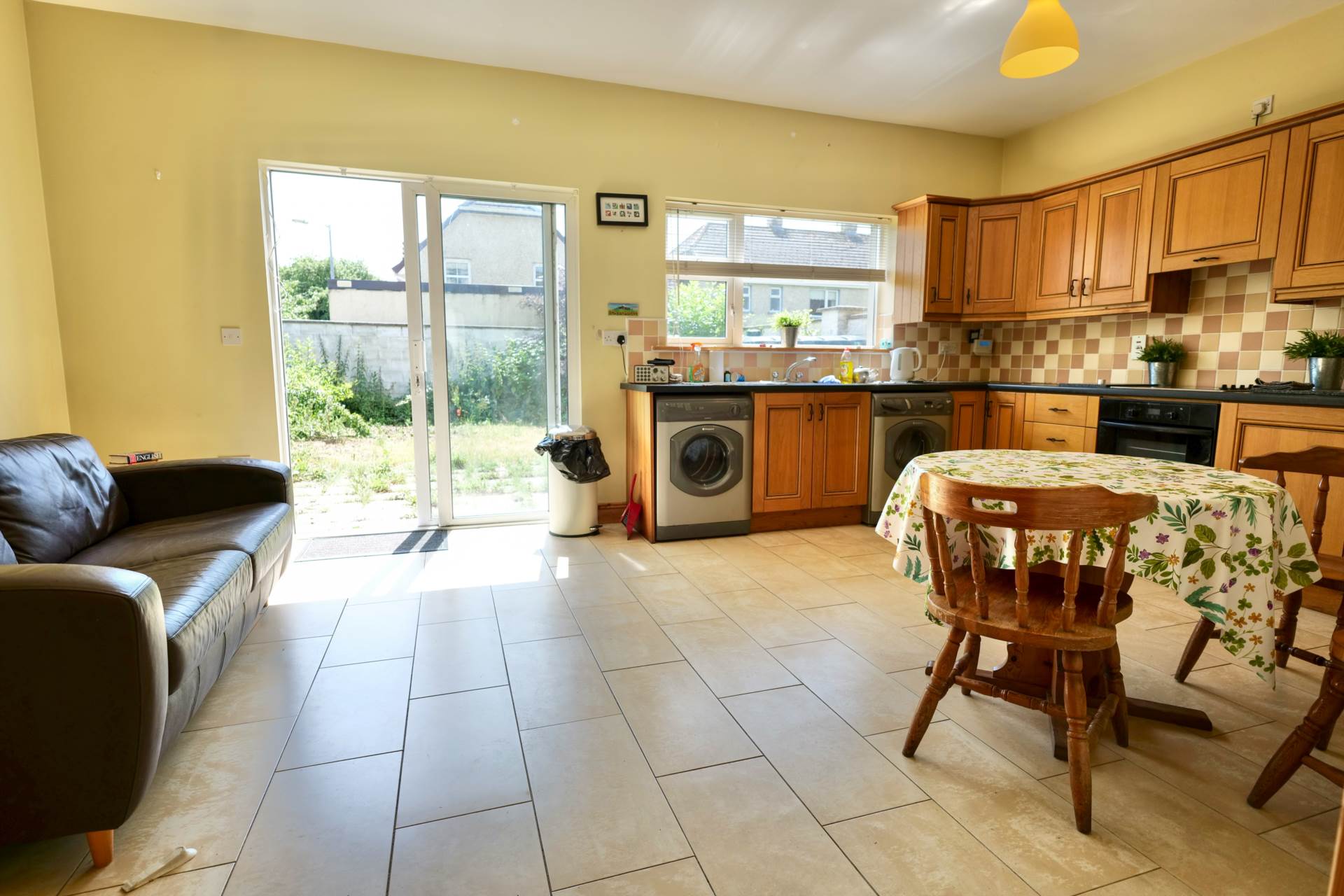 Dunquin House, Knockane Road, Newcastle West, Co. Limerick. V42 YC66