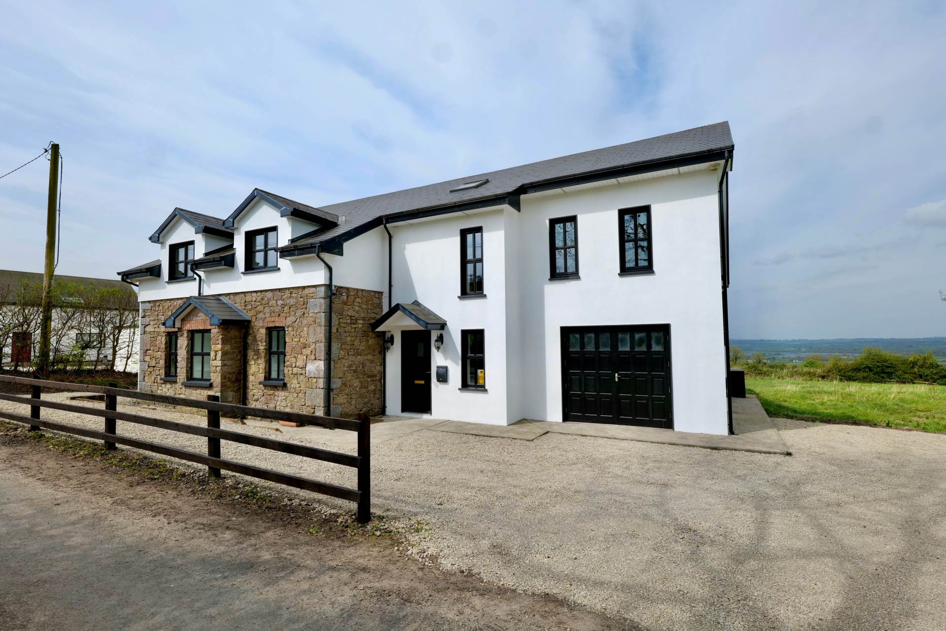 Castlewrixon South, Ballyhea, Charleville, Co. Cork P56 NF72 Castlewrixon South, Ballyhea, Charleville, Co. Cork P56 NF72