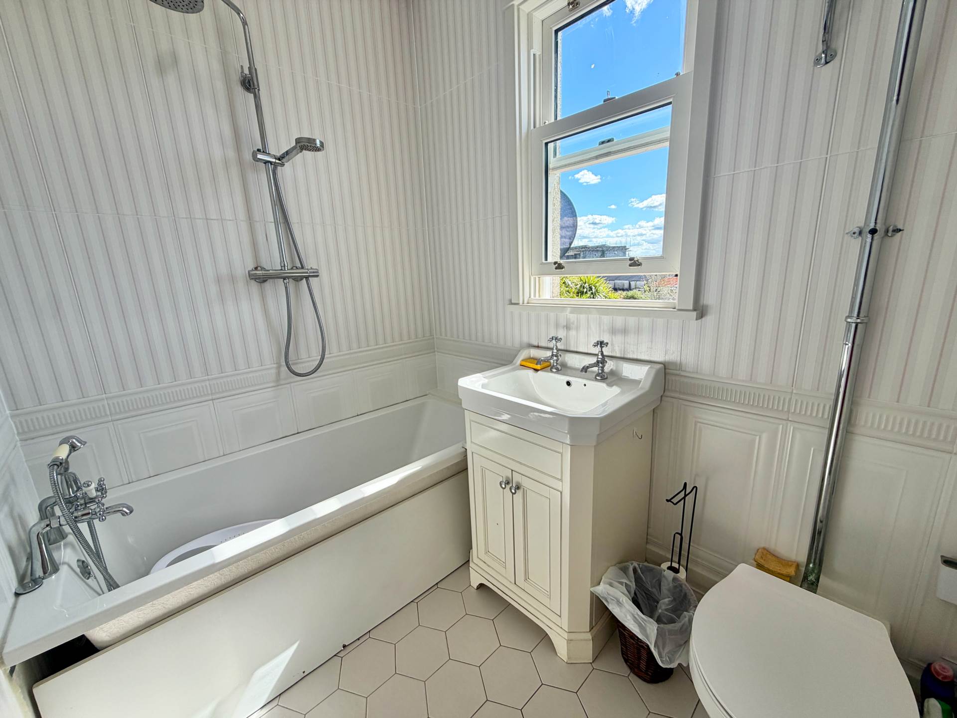 “Oakville”, Clanmaurice Avenue, North Circular Road, Limerick – V94 ER2K