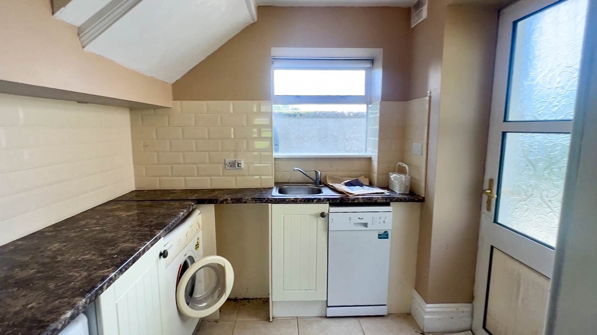 Parochial House, Ballinard, Herbertstown, Co. Limerick – V35 EH93 Parochial House, Ballinard, Herbertstown, Co. Limerick – V35 EH93
