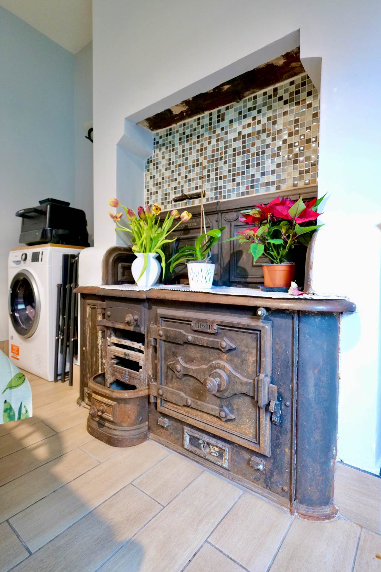 Saint Clement`s Villas, Windmill Street, V94 A72X