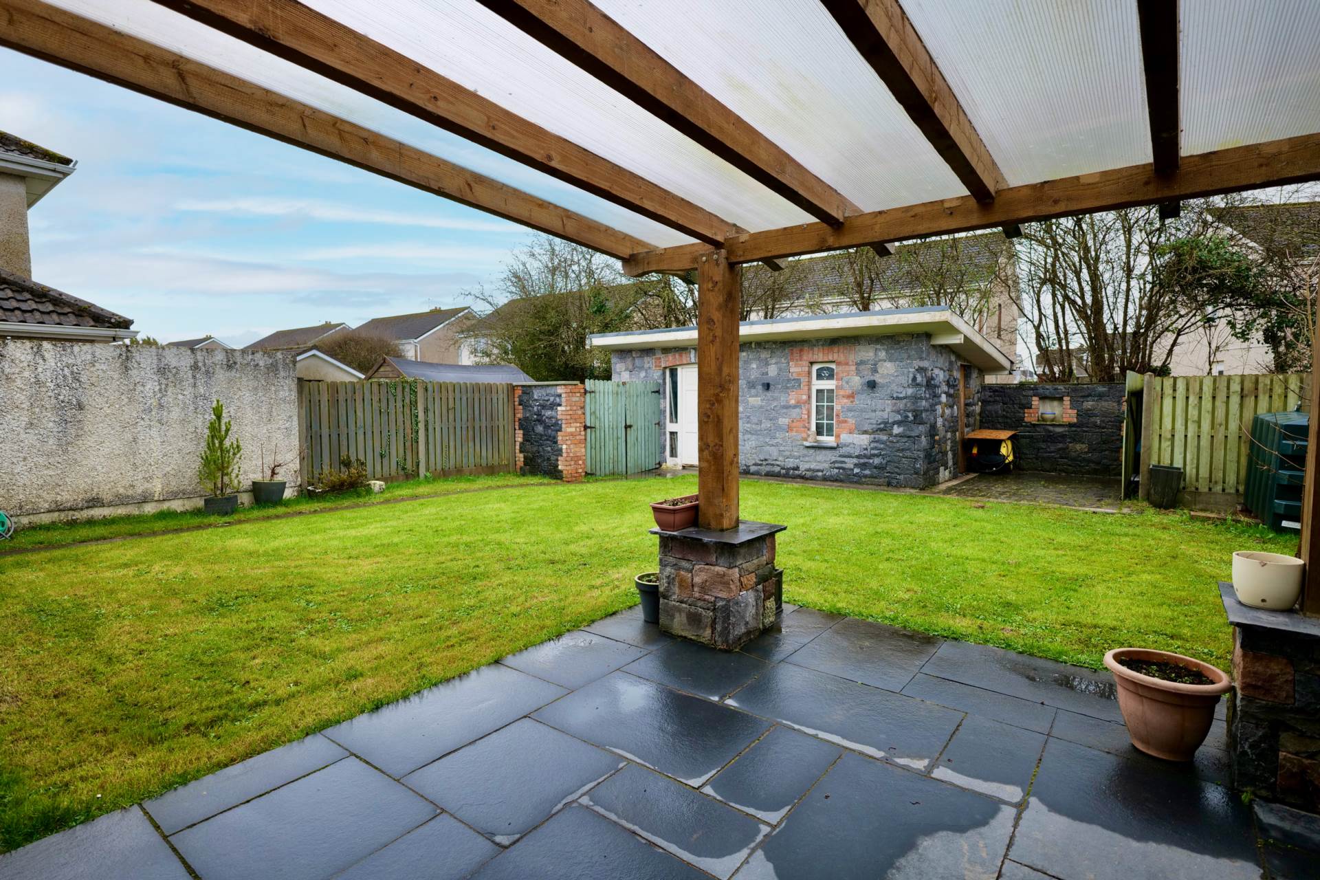 31 Chapel Close, Newcastle West, Co. Limerick V42 RW71 31 Chapel Close, Newcastle West, Co. Limerick V42 RW71