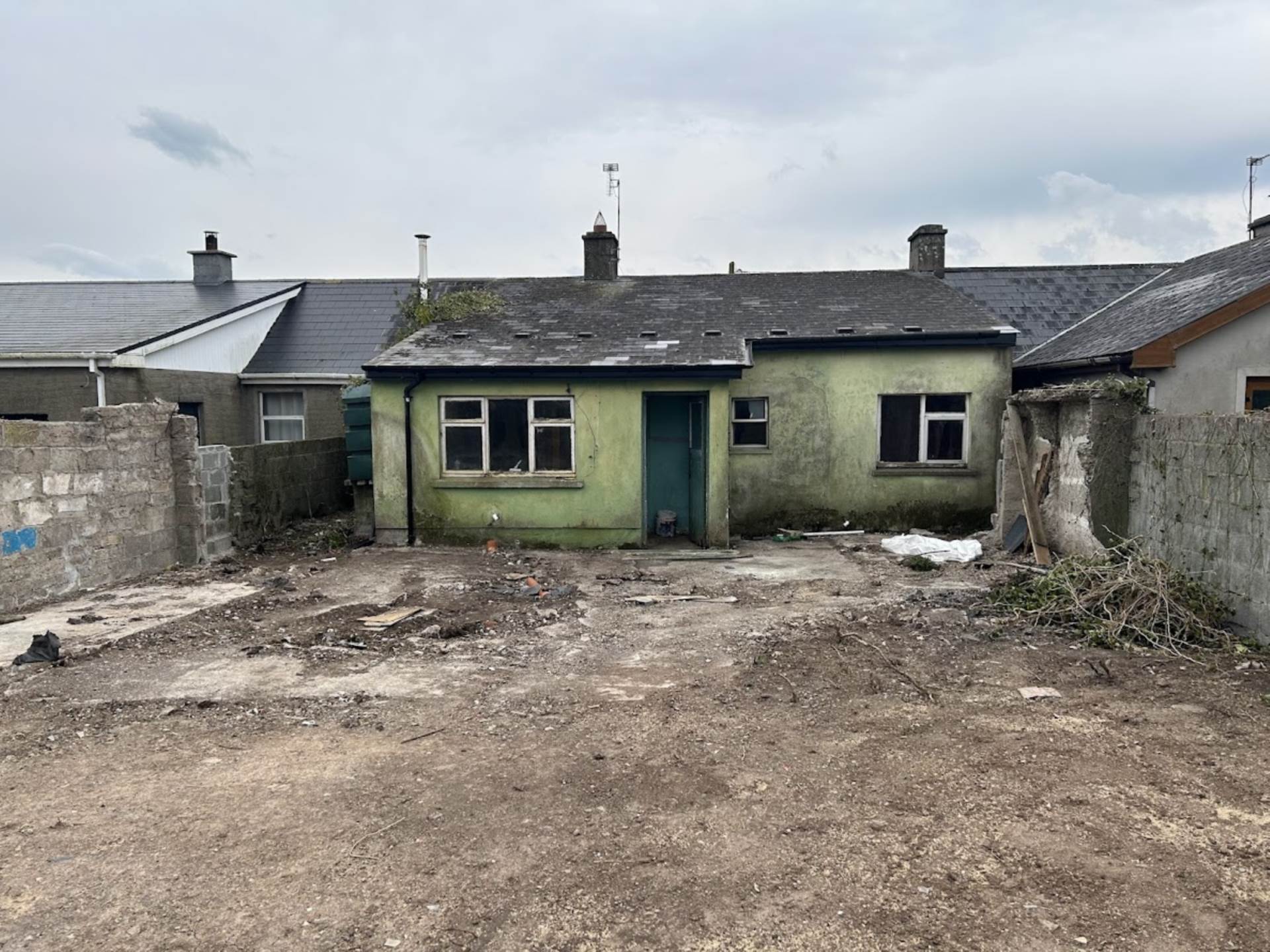 No. 8 Nicker, Pallasgreen, Co. Limerick – V94 Y5AK No. 8 Nicker, Pallasgreen, Co. Limerick – V94 Y5AK