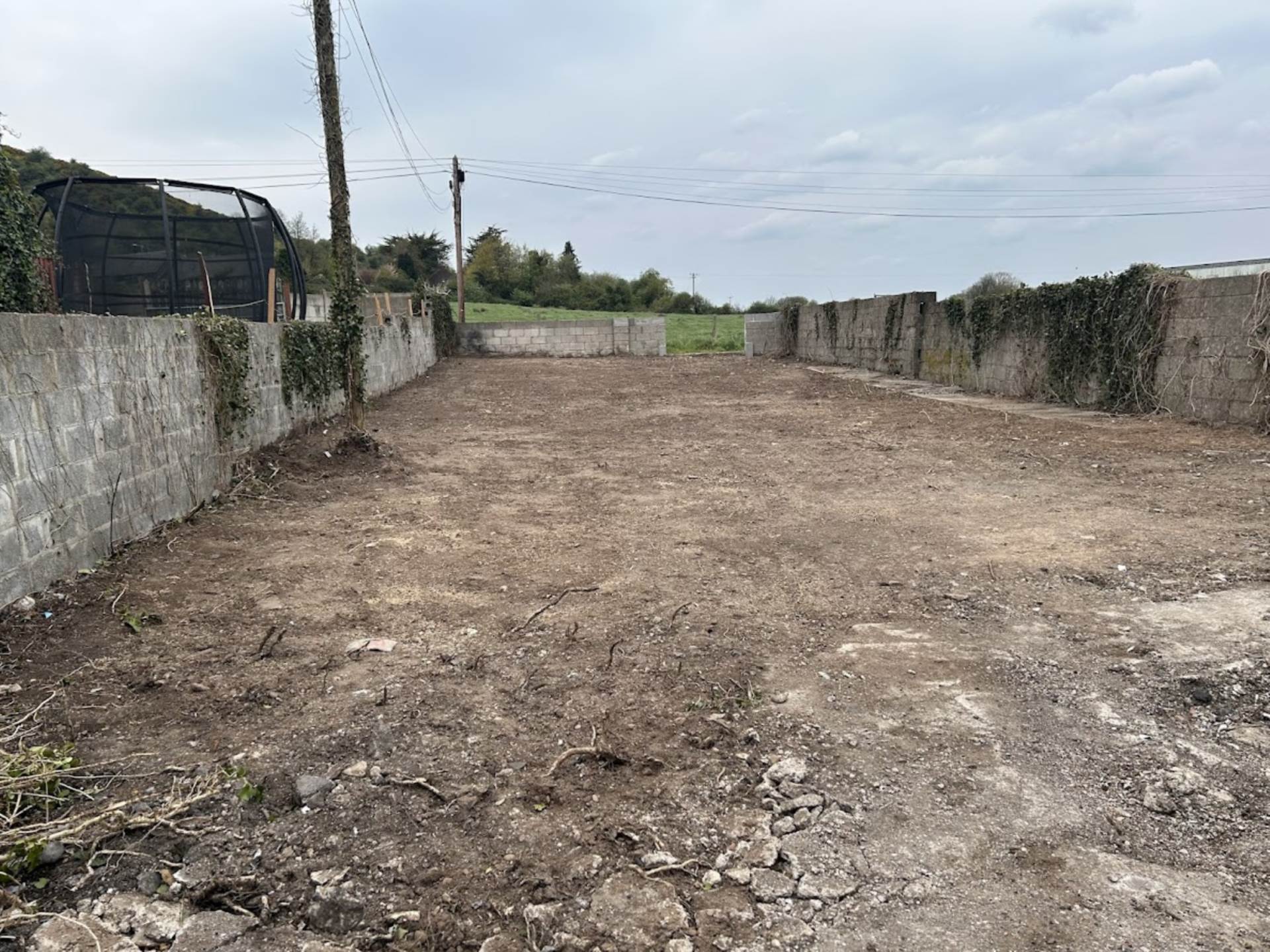 No. 8 Nicker, Pallasgreen, Co. Limerick – V94 Y5AK No. 8 Nicker, Pallasgreen, Co. Limerick – V94 Y5AK