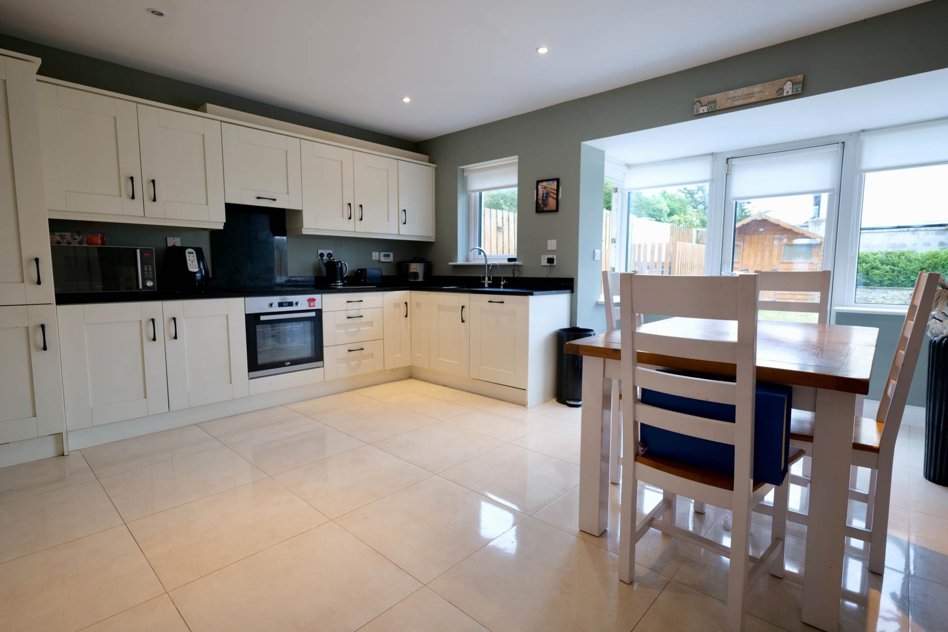 No. 40 Cluain Ard, Fedamore, Co. Limerick – V35 Y443 No. 40 Cluain Ard, Fedamore, Co. Limerick – V35 Y443