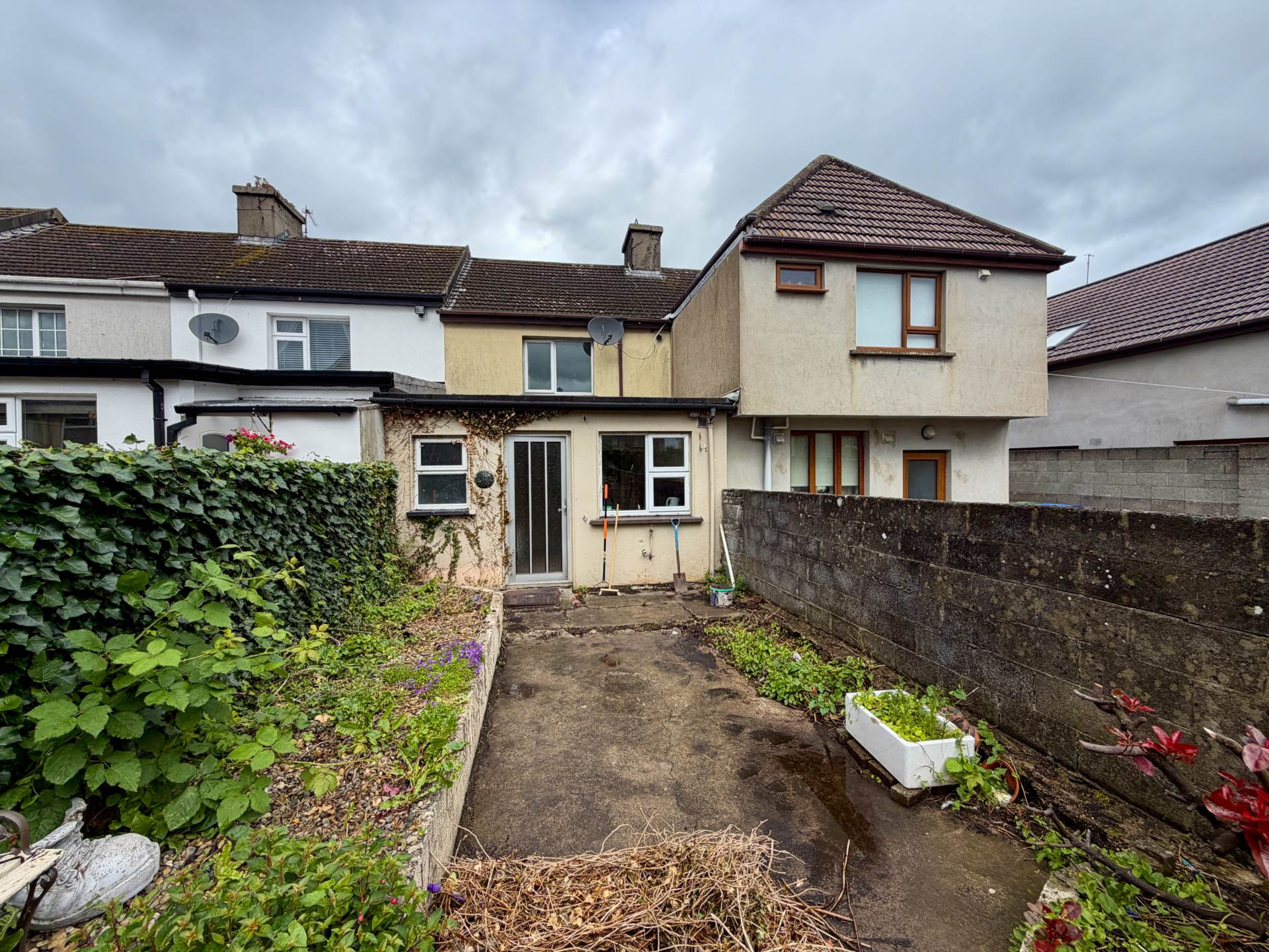 No. 31 Creagh Avenue, Kileely, Limerick – V94 HPA0 No. 31 Creagh Avenue, Kileely, Limerick – V94 HPA0
