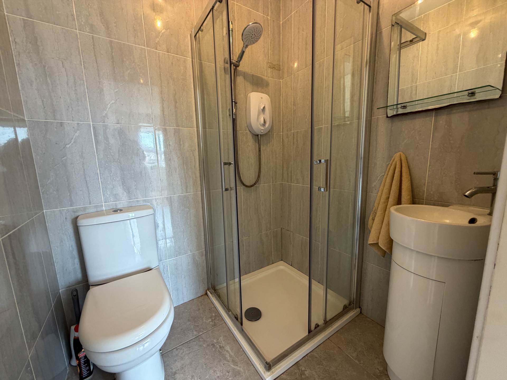 No. 25 Cragaun, Fr Russell Road, Dooradoyle, Limerick – V94 E8HY No. 25 Cragaun, Fr Russell Road, Dooradoyle, Limerick – V94 E8HY