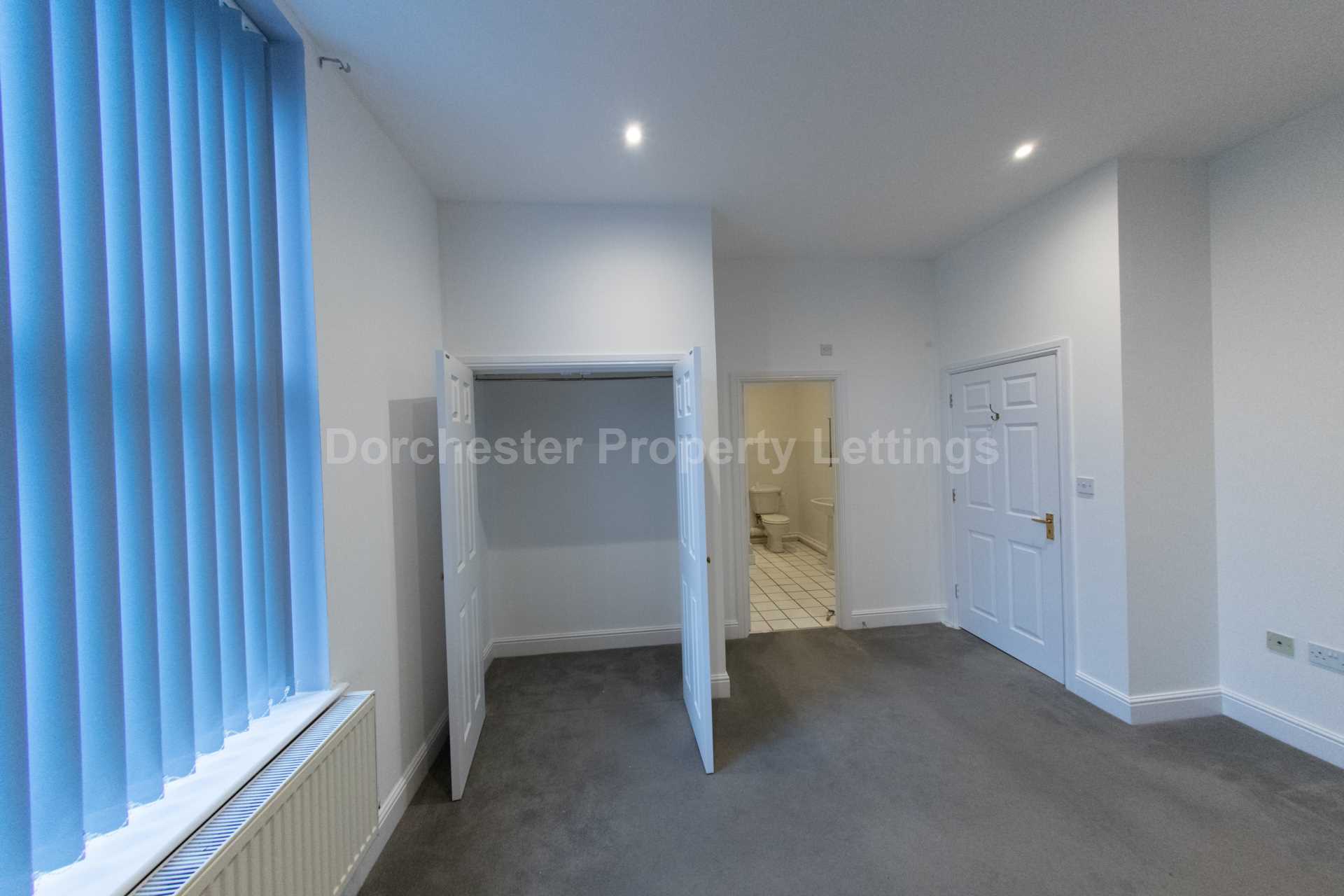 Redwood House, Charminster, Image 15