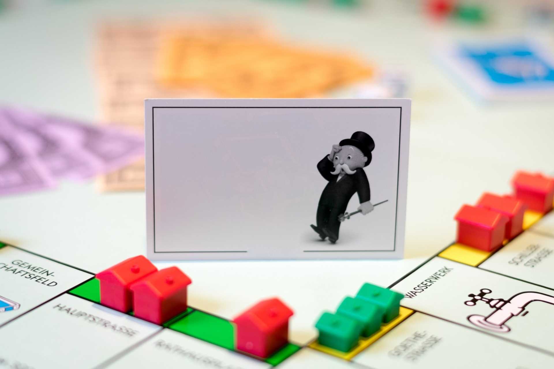 Understanding the Pros and Cons of Buying vs. Renting in England