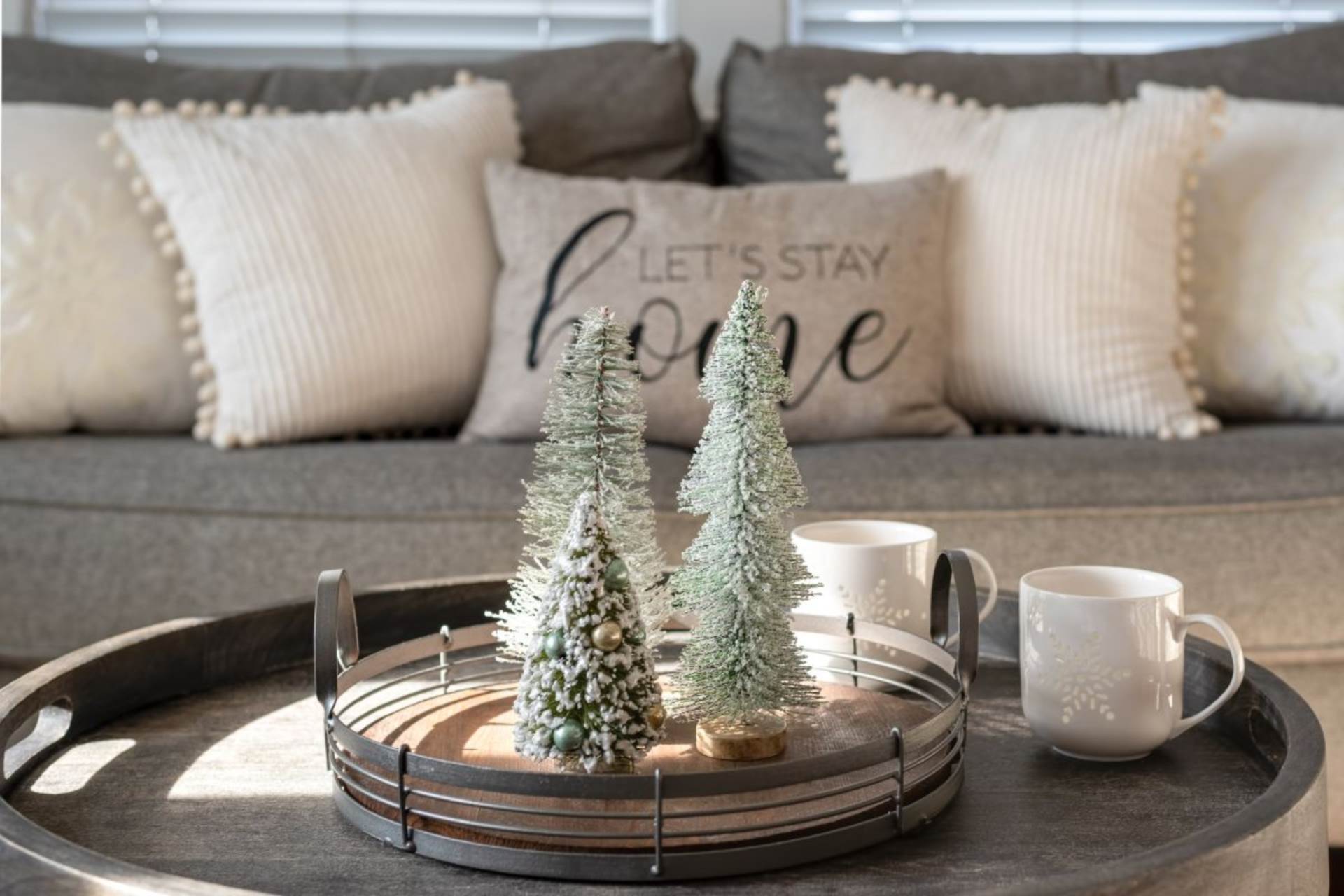 Deposit friendly decorations for your home