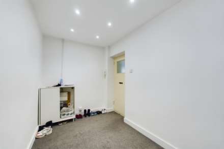 Elmcroft Court, Fern Drive, Furnished, Available 20/01/24, Image 14