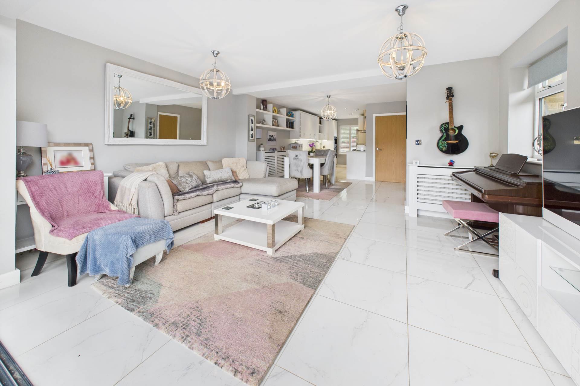 Kingcup Avenue, Leverstock Green, Image 22