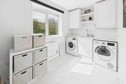 Kingcup Avenue, Leverstock Green, Image 26