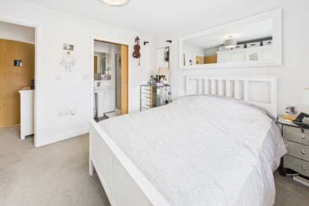 Kingcup Avenue, Leverstock Green, Image 27