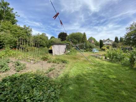 **  5 EXECUTIVE DETACHED PROPERTIES IN PRIME BERKHAMSTED RESIDENTIAL LOCATION CLOSE TO STATION  **, Image 17