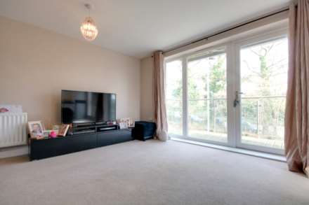 2 DOUBLE BED APARTMENT WITH 2 PARKING SPACES ON MODERN DEVELOPMENT., Image 4