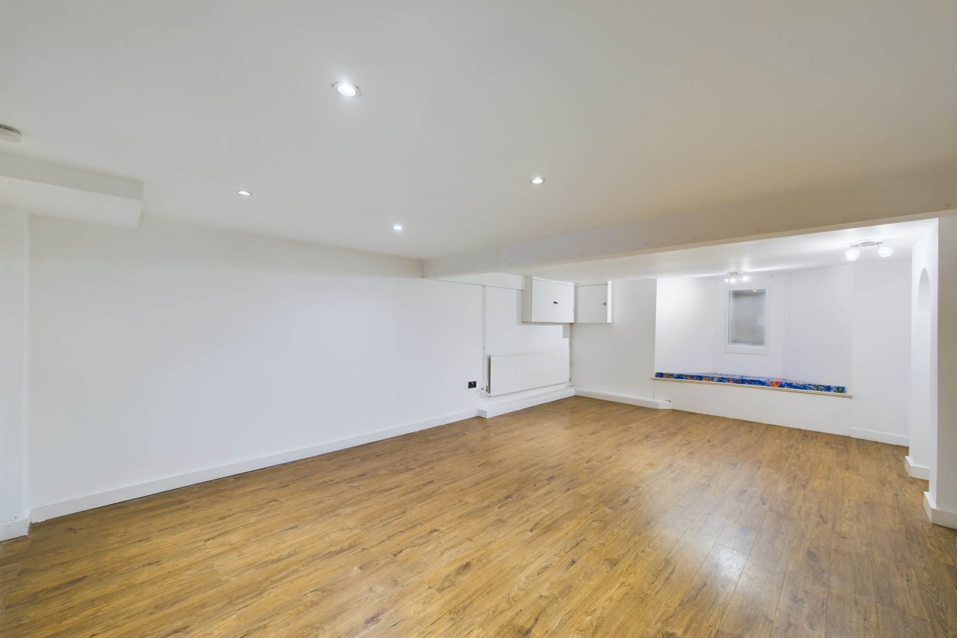 Glenview Road, Boxmoor, Image 9