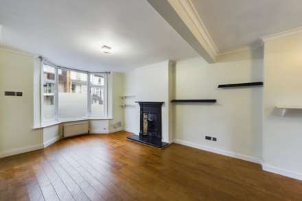 Glenview Road, Boxmoor, Image 4