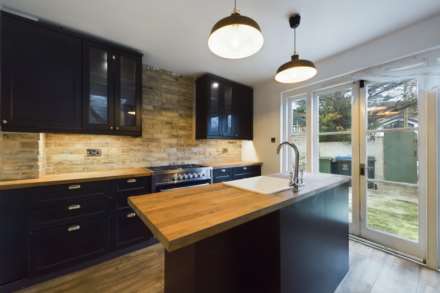 Glenview Road, Boxmoor, Image 6