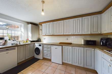Cowper Road, Boxmoor, Unfurnished, Available November 2023, Image 4