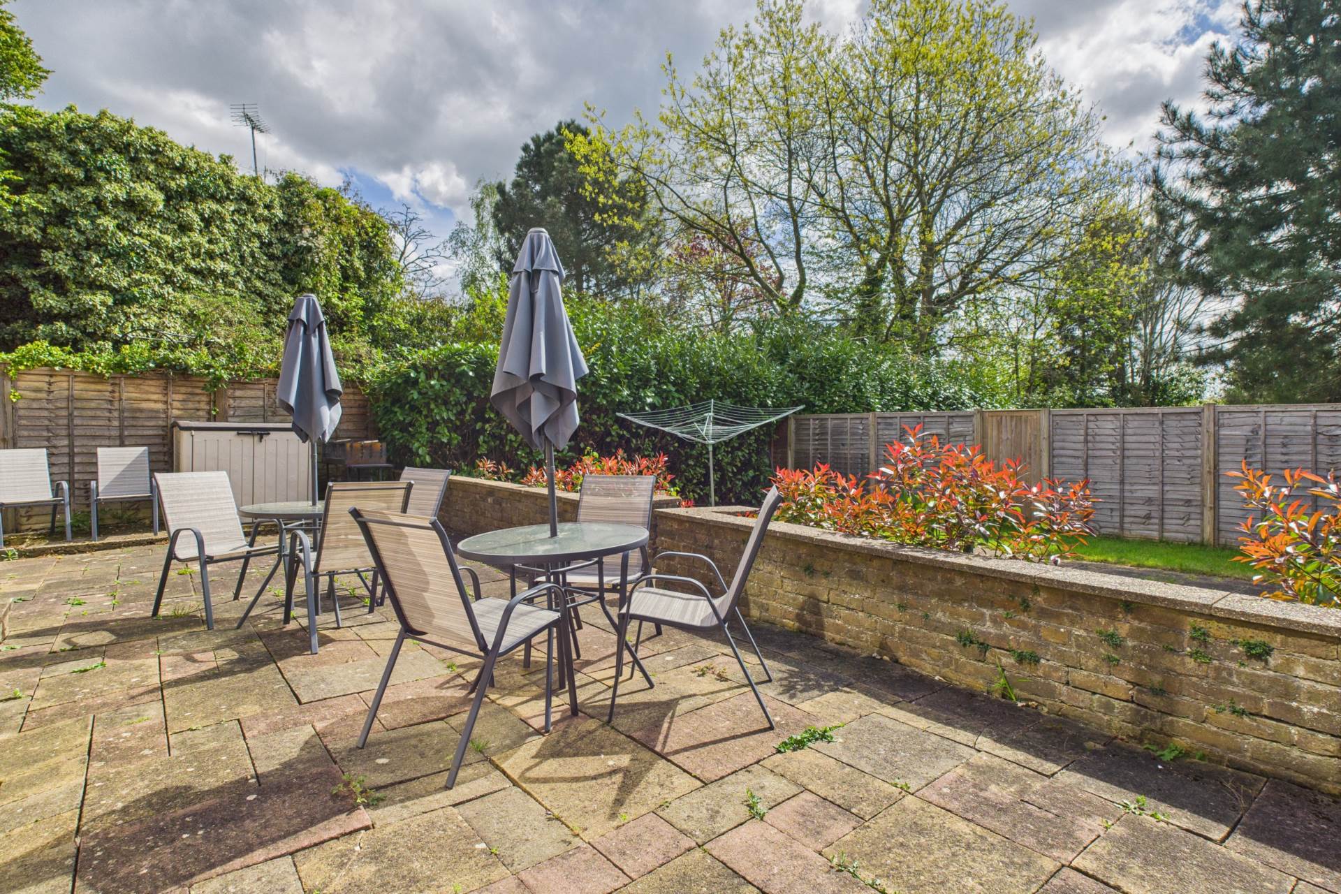 Counters Close, Boxmoor, Image 13