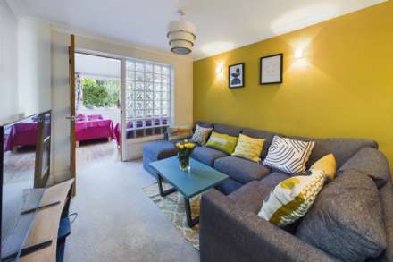 The Crofts, Leverstock Green, Image 10
