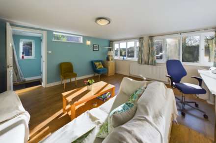 The Crofts, Leverstock Green, Image 28