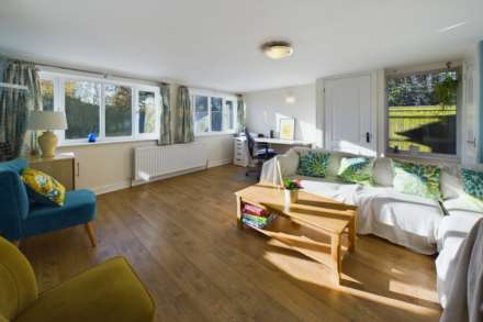 The Crofts, Leverstock Green, Image 9
