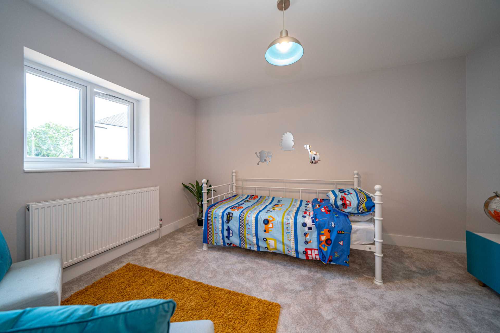 3/4 BED at Savoy Close, Adeyfield, Image 10