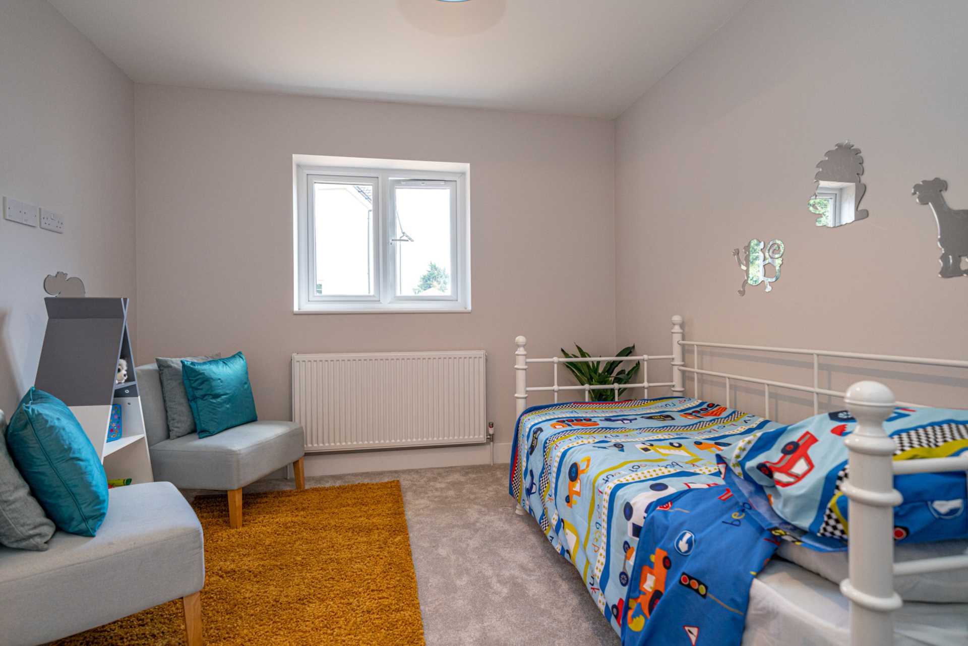 3/4 BED at Savoy Close, Adeyfield, Image 13