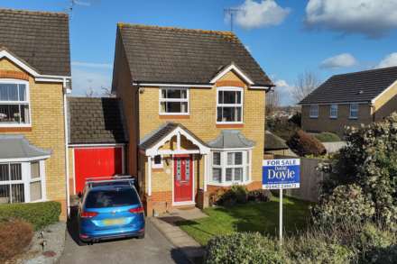 4 Bedroom Link-Detached, Laureate Way, HP1