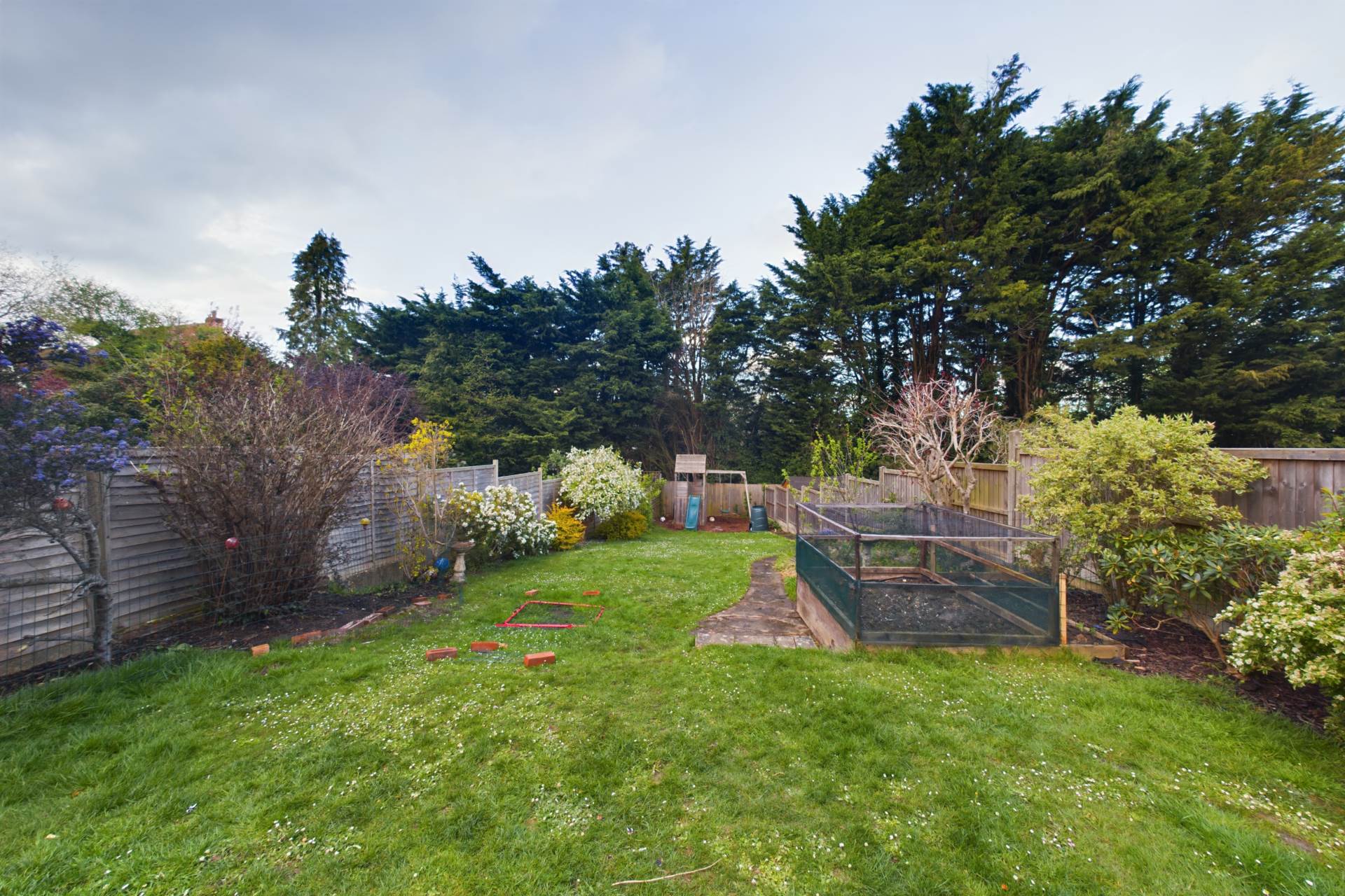Greenacres, Leverstock Green, Image 21