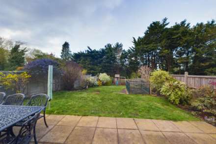 Greenacres, Leverstock Green, Image 3