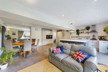 Greenacres, Leverstock Green, Image 9