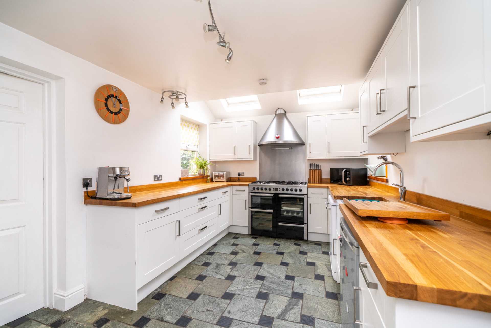 Property For Sale Kingsland Road, Boxmoor David Doyle (ID 18564)