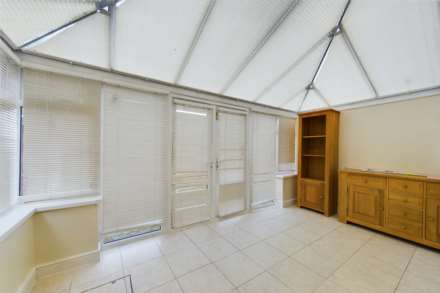Meadow Road, Hemel Hempstead, Unfurnished, Available Now, Image 13