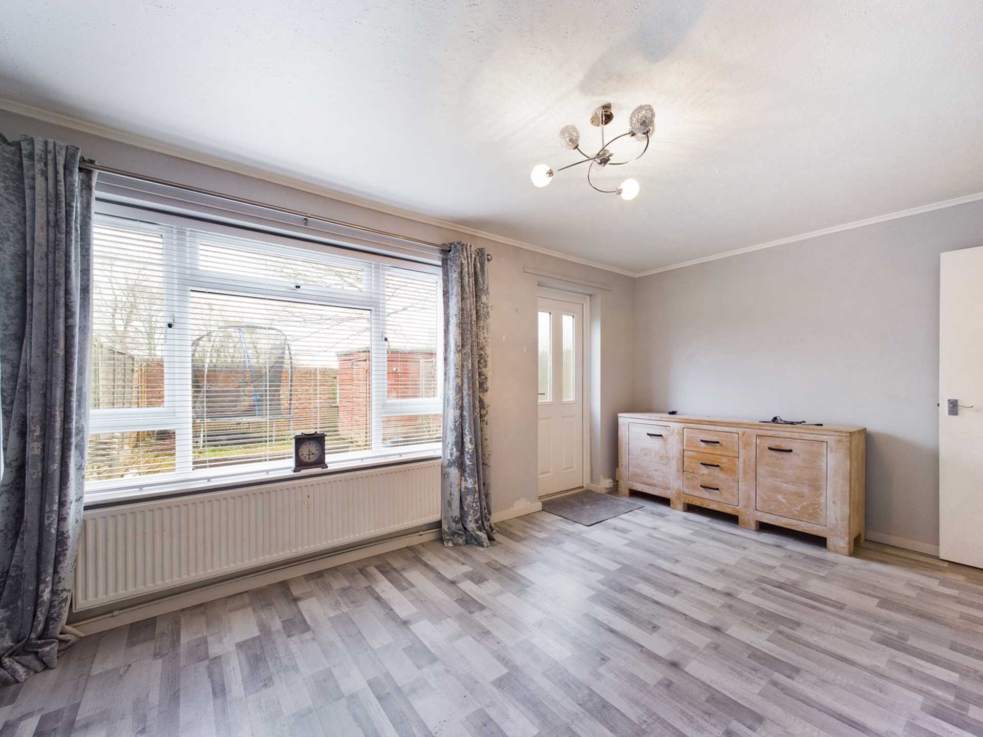 Kingsley Walk, Tring, Unfurnished, Available Now, Image 2