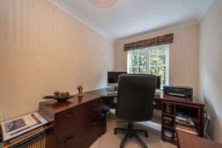 Bedmond Road, Leverstock Green, Image 8