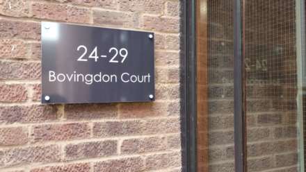 Bovingdon Court, Bovingdon, Image 11