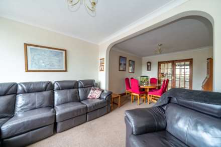 Grosvenor Terrace, Boxmoor, Image 13