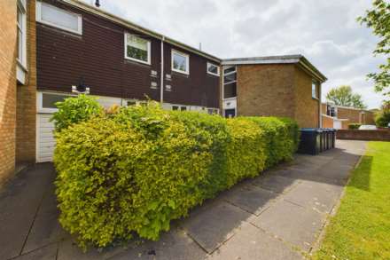 1 Bedroom Flat, Wootton Drive, Hemel Hempstead, Fully Furnished, Available Mid May 2024