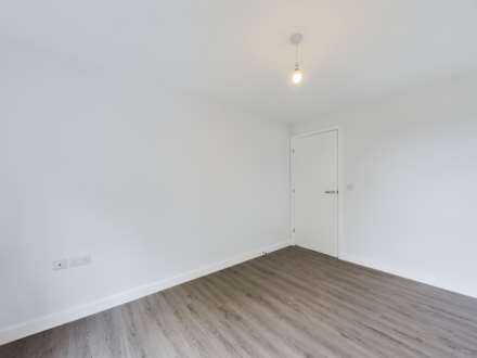 8 Hemingway House, Epping Green, Woodhall Farm, Unfurnished, Available From 01/08/23, Image 16