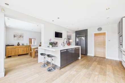 Ashtree Way, Boxmoor, Image 10