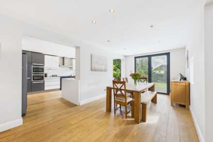 Ashtree Way, Boxmoor, Image 11