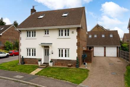5 Bedroom Detached, Palmerston Drive, Wheathampstead