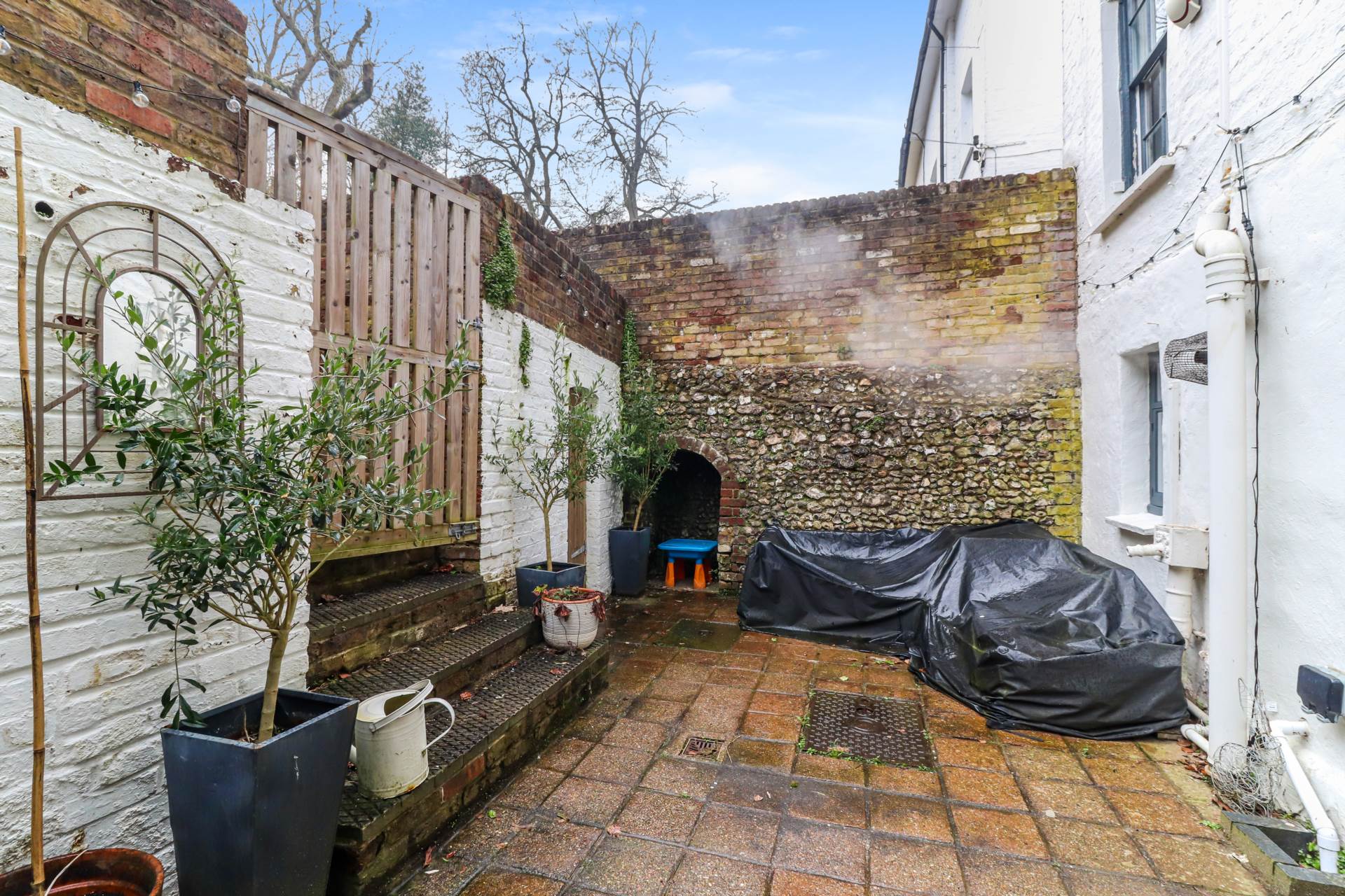Roughdown Villas Road, Felden, Image 15