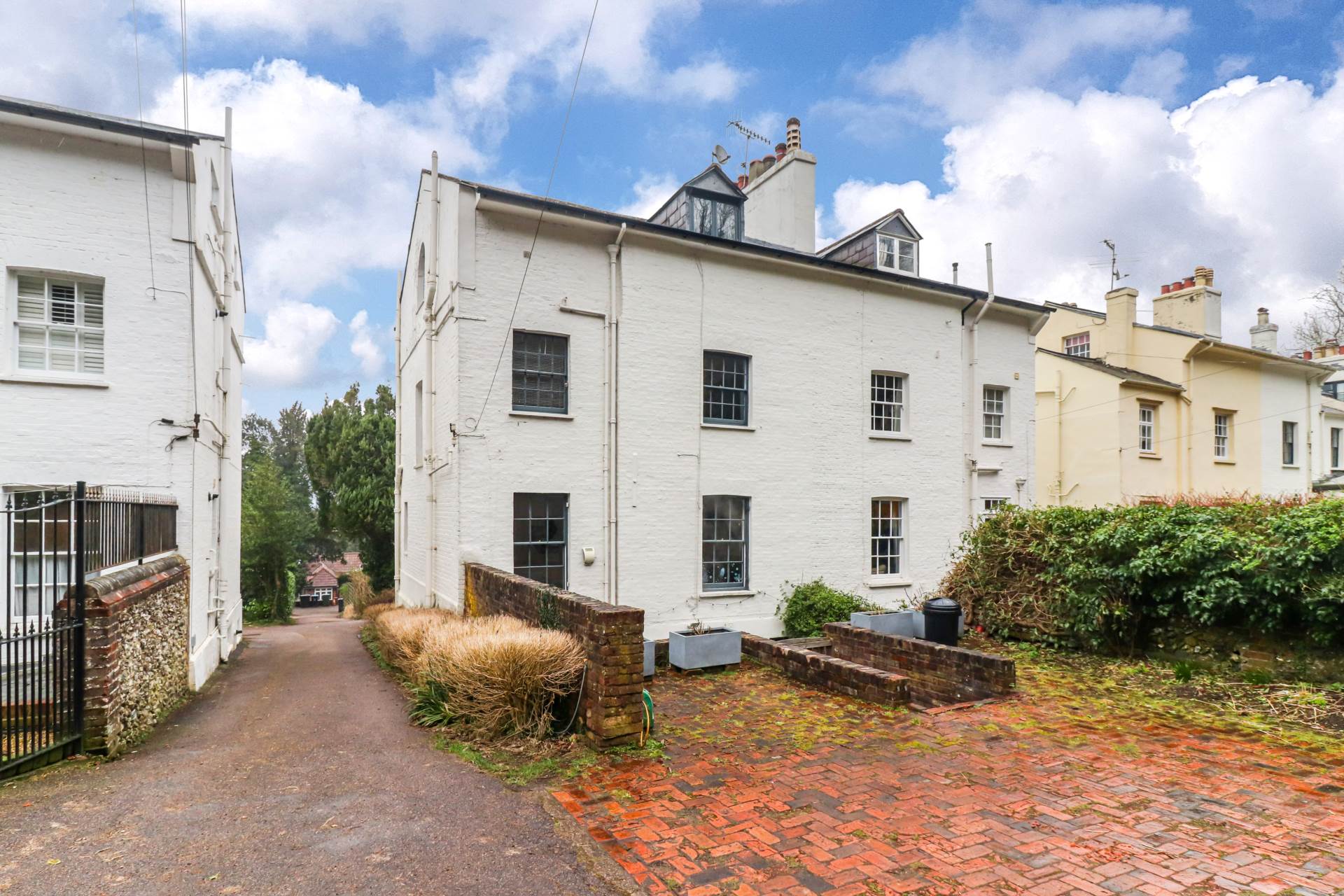 Roughdown Villas Road, Felden, Image 17