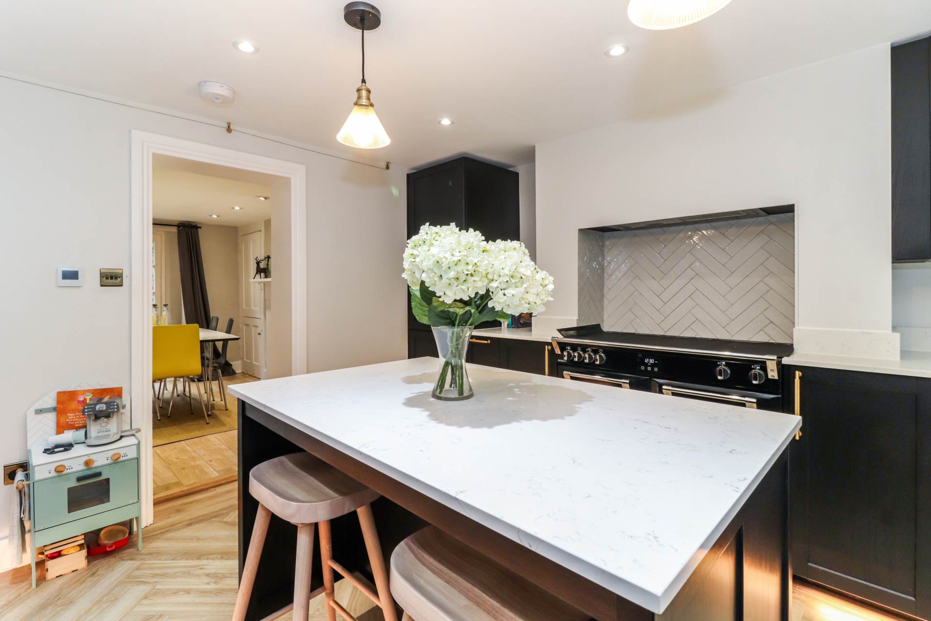 Roughdown Villas Road, Felden, Image 25