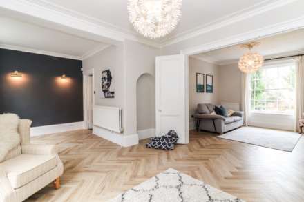 Roughdown Villas Road, Felden, Image 3