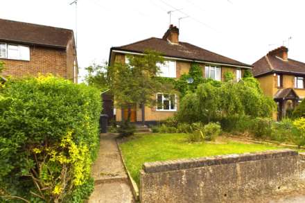 Property For Sale Rucklers Lane, Kings Langley
